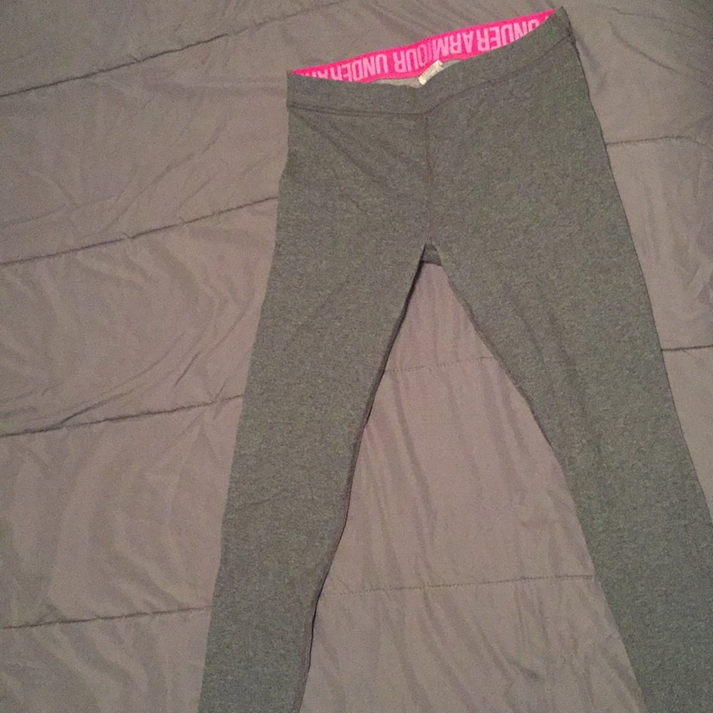 Barely worn under armour leggings